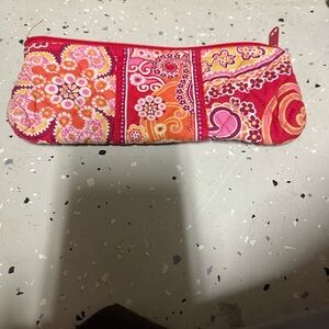 Vera Bradley Raspberry Fizz waterproof lined case.